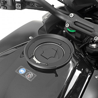 Accesorios bolsa sobredep�sito Givi Abrazadera Tanklock Bolsa sobredep�sito BF26 Kawasaki Versys 650 (15-20)