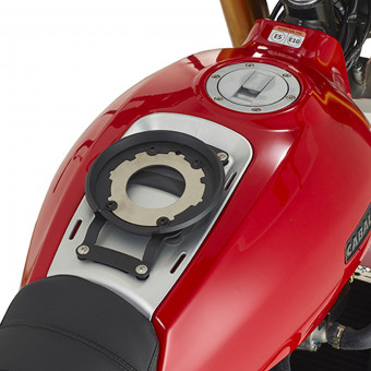 Accesorios bolsa sobredep�sito Givi Abrazadera Tanklock Bolsa sobredep�sito BF43 Fantic Caballero Scrambler