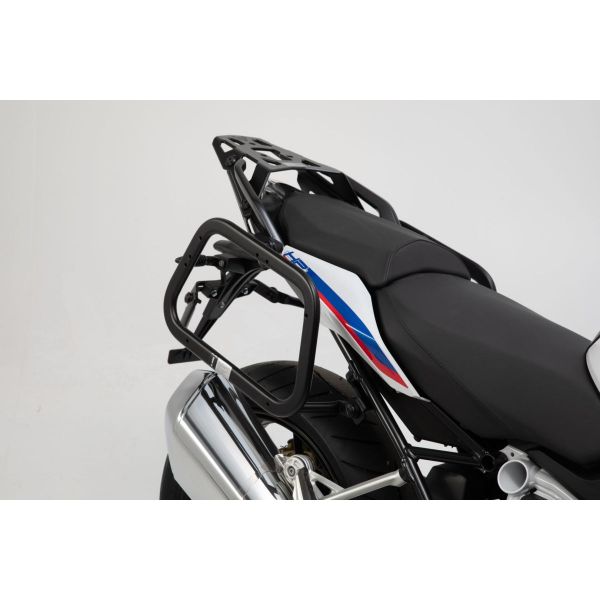 Kit de Fijacin para Maleta SW-MOTECH Soportes Laterales EVO BMW R1200R/R1200RS (15-20)