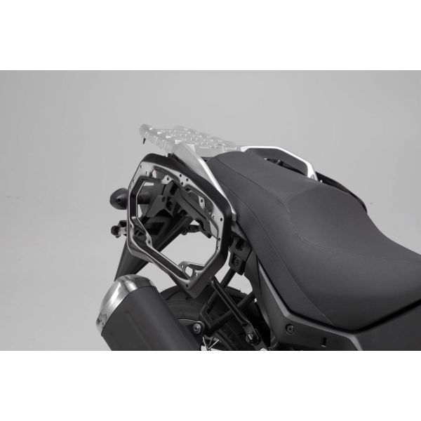 Kit de Fijacin para Maleta SW-MOTECH Suzuki V-Strom 650 PRO soportes laterales (17-20)