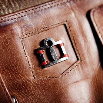 ICON 1000 Navigator Portfolio Olive