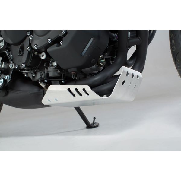 Protector motor SW-MOTECH Zapata de aluminio Yamaha MT-09/MT-09 Tracer/XSR900 (15-19)