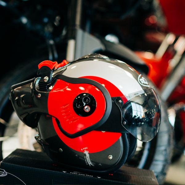 Roof Boxer Alpha Focus Red Silver