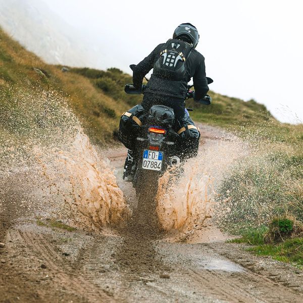 Givi Canyon Negro 12L