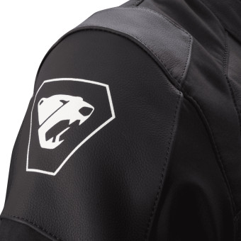 Bering Khilmore Negro