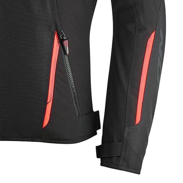 Ixon Striker 2 Negro Blanco Rojo