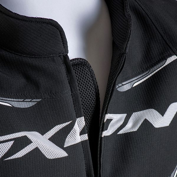 Ixon Striker Air Black White