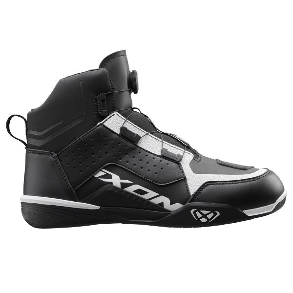 Deportivas Moto Ixon Vyper WP Negro Blanco