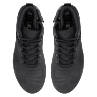 Richa Travis WP Black