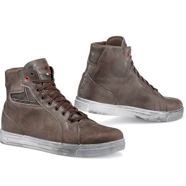 Deportivas Moto TCX Street Ace Waterproof Coffee Brown