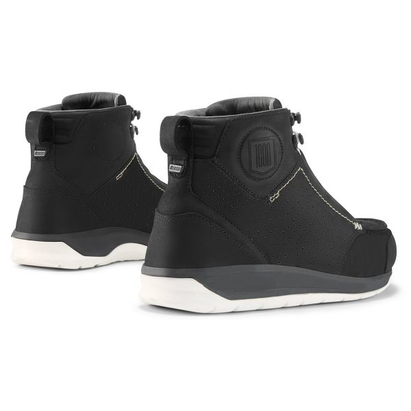 ICON Truant 2 Black