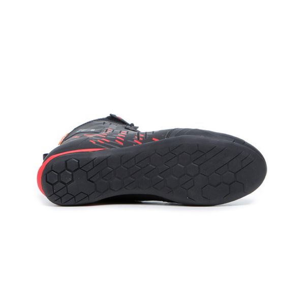 TCX R04D WP Black Red