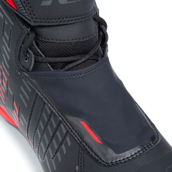 TCX R04D WP Black Red