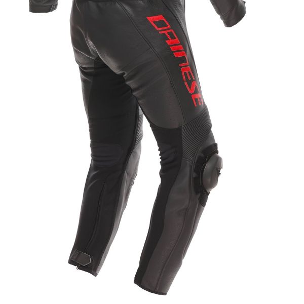 Dainese Demon Sprint 1PC Cuero Negro Negro Rojo Lava