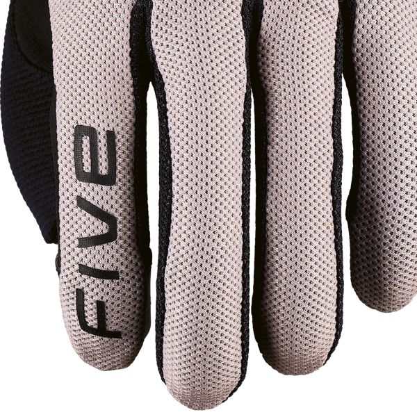 Five RS Airflow Arena