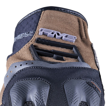 Five TFX4 Marr�n