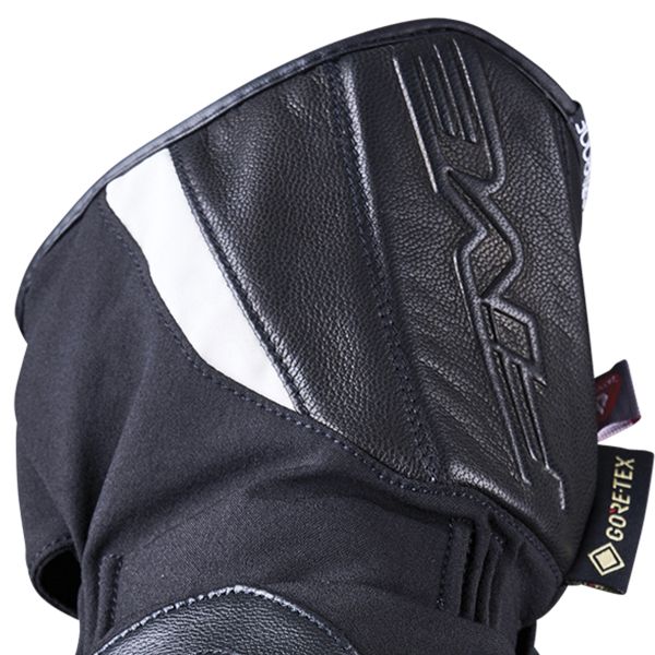 Five WFX Skin Evo GTX Mujer Negro Blanco