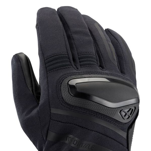 Ixon Sra. Llovizna Negra