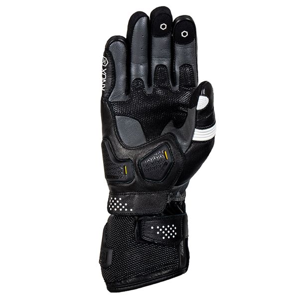 Knox Oulton Black White