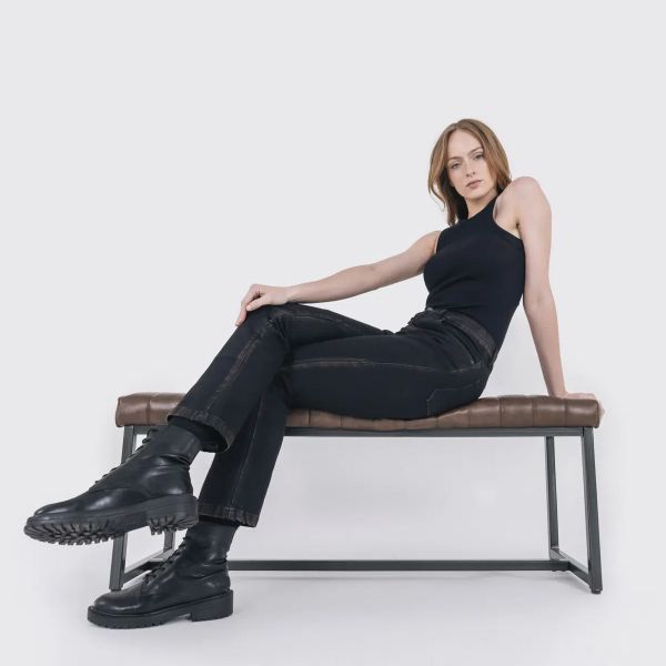 Knox Mujer Cartmel Kick Flare Corto Envejecido Negro Óxido