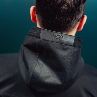 Ixon Walker Black