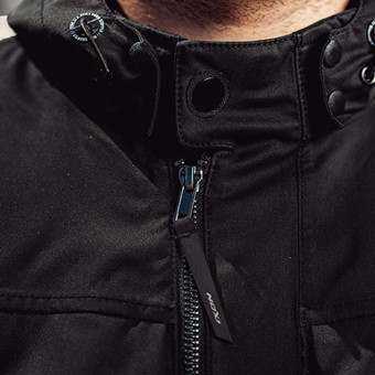 Ixon Walker Black