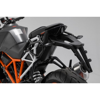 Kit de Fijacin para Maleta SW-MOTECH Soporte SLC Izquierdo KTM 1290 Super Duke R (14-19)