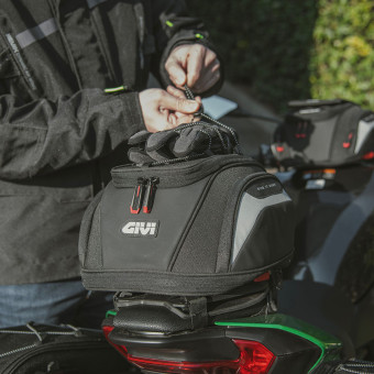 Givi Bolsa de sillín Tanklock Easy 07 14L