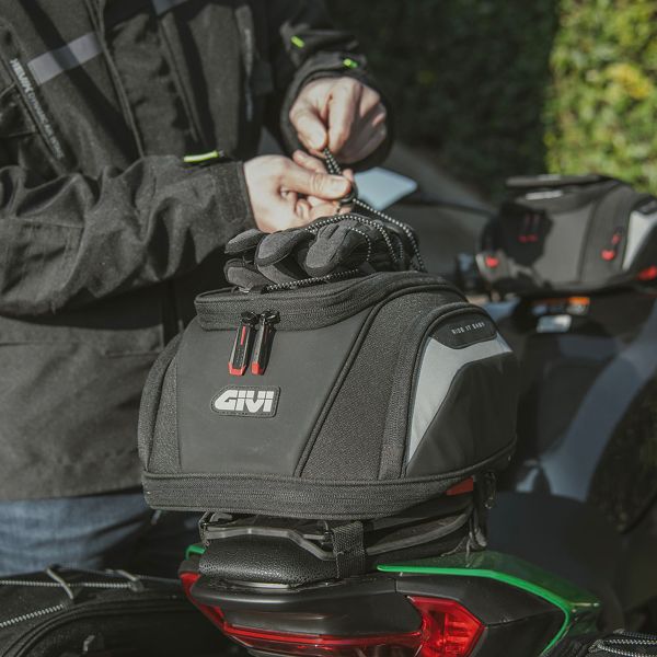 Givi Bolsa de sillín Tanklock Easy 07 14L